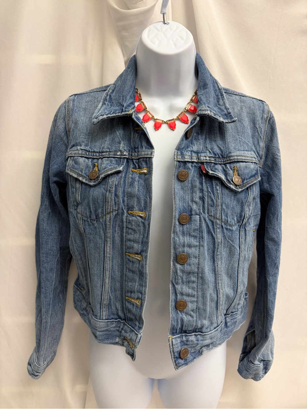 Levi’s Light Wash Original Trucker Denim Jacket Women’s Size Small Classic Jean